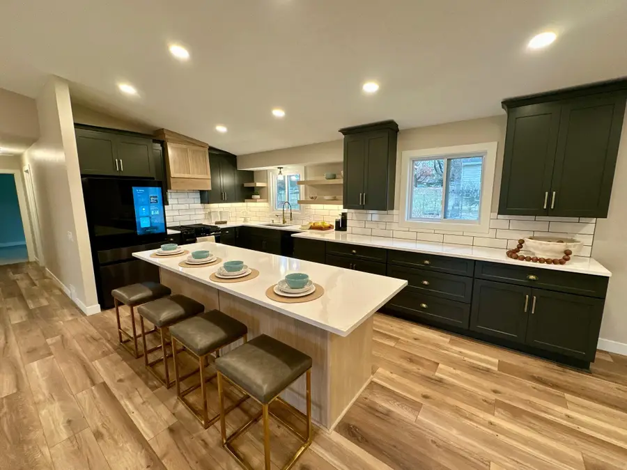 4021 Pebblebrook Drive, Bloomington, MN 55437 - #3