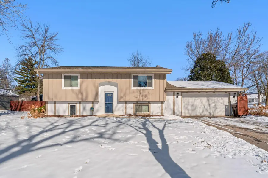 16500 The Strand, Minnetonka, MN 55345 - #2