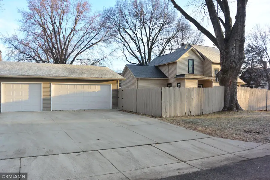 707 Ford Avenue N, Glencoe, MN 55336 - #2