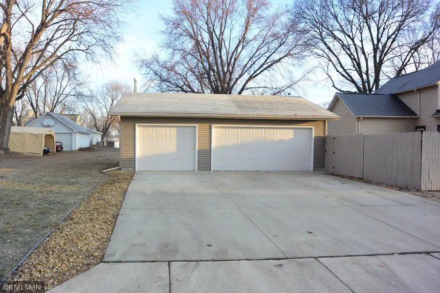 707 Ford Avenue N, Glencoe, MN 55336 - #3