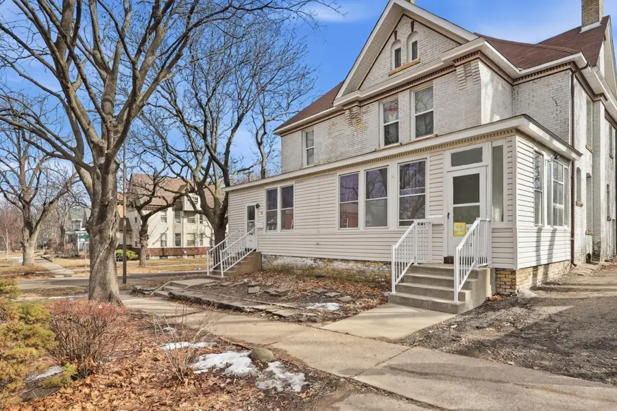 570 Hall Avenue, Saint Paul, MN 55107 - #3