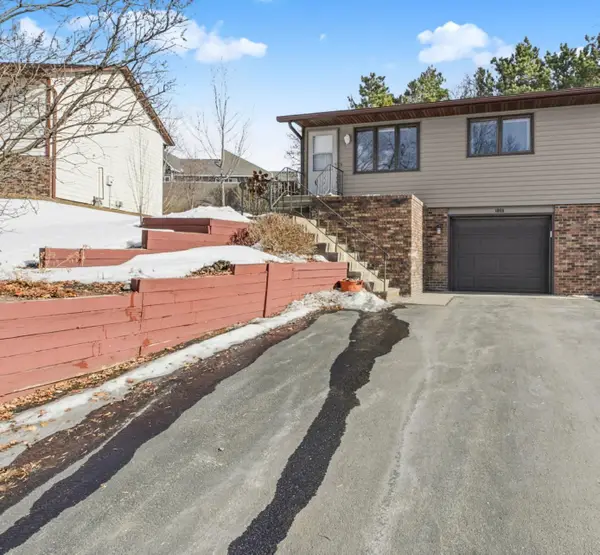 1059 Benedict Drive, Sauk Rapids, MN 56379