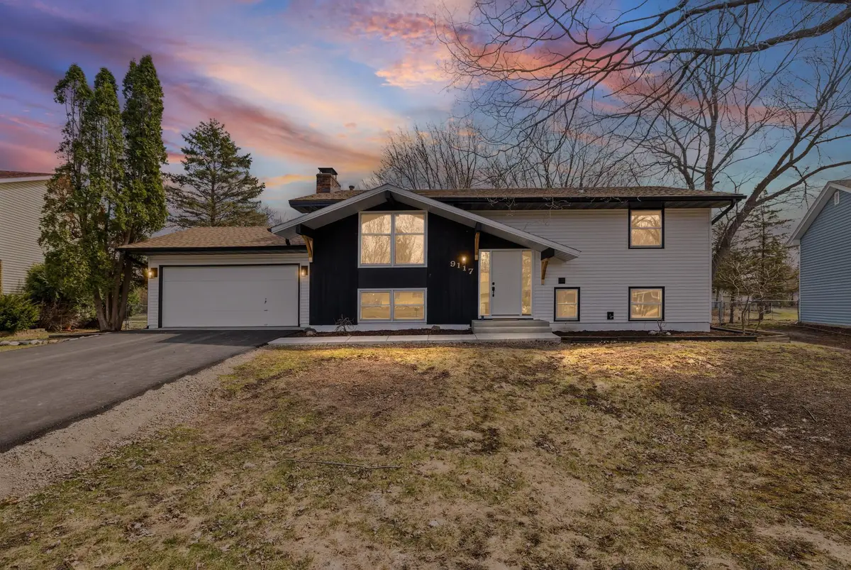 9117 31st Avenue N, New Hope, MN 55427 - #1