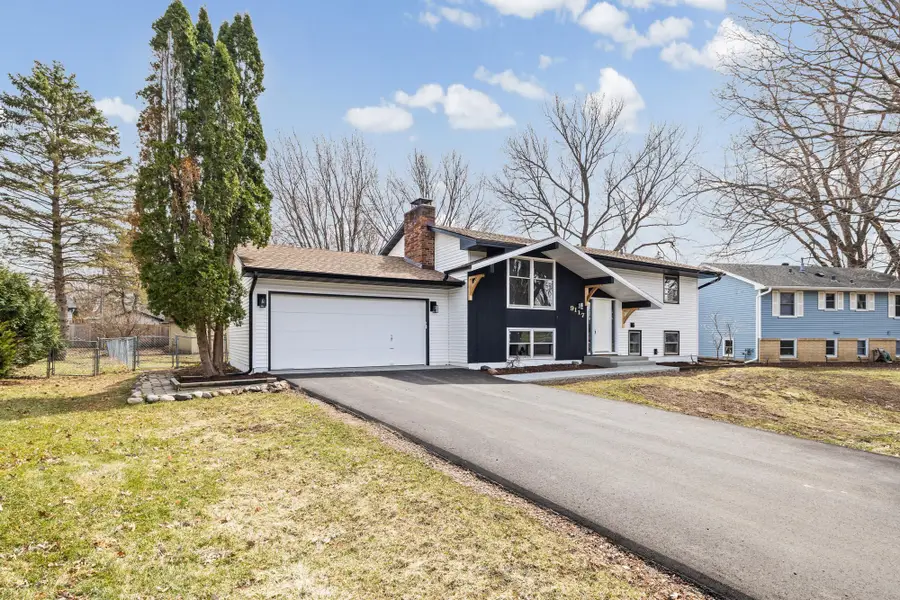 9117 31st Avenue N, New Hope, MN 55427 - #3