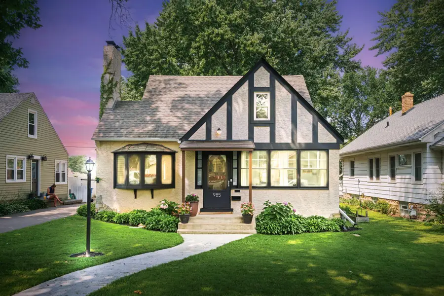 985 Cherokee Avenue, West Saint Paul, MN 55118 - #2