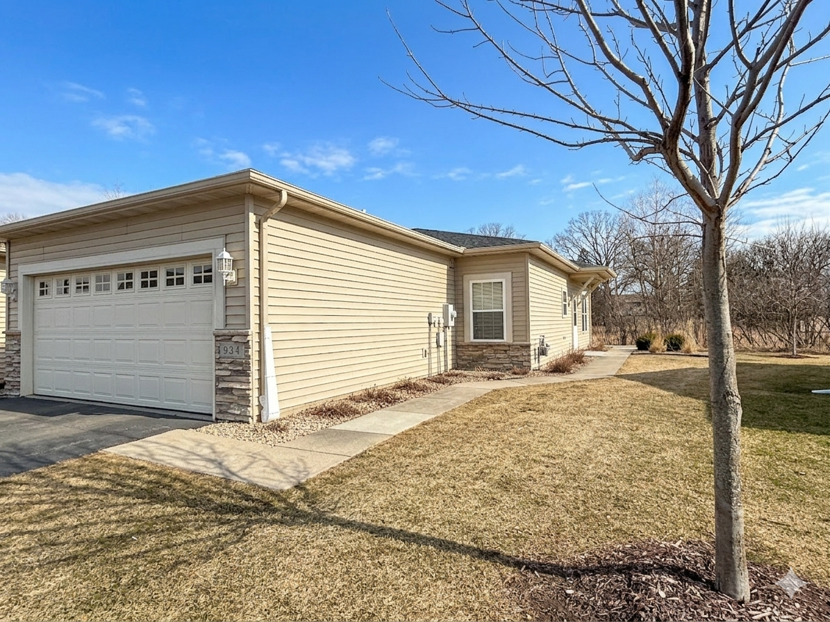 934 Serenity Circle, Young America, MN 55397 - #1