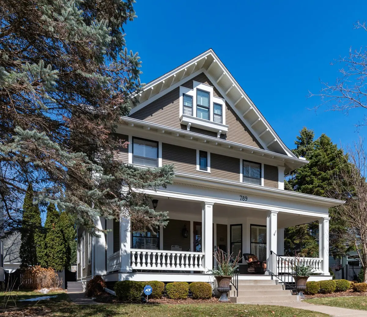 789 Lincoln Avenue, Saint Paul, MN 55105 - #1