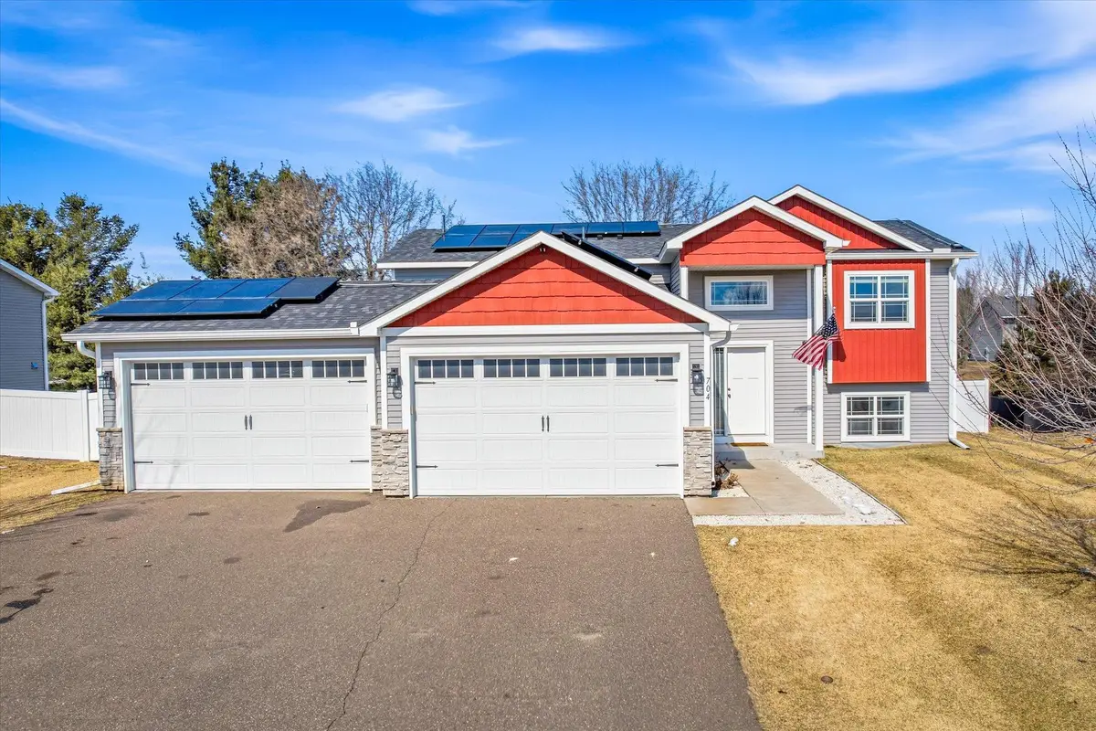 704 Edgewood Street Sw, Isanti, MN 55040 - #1