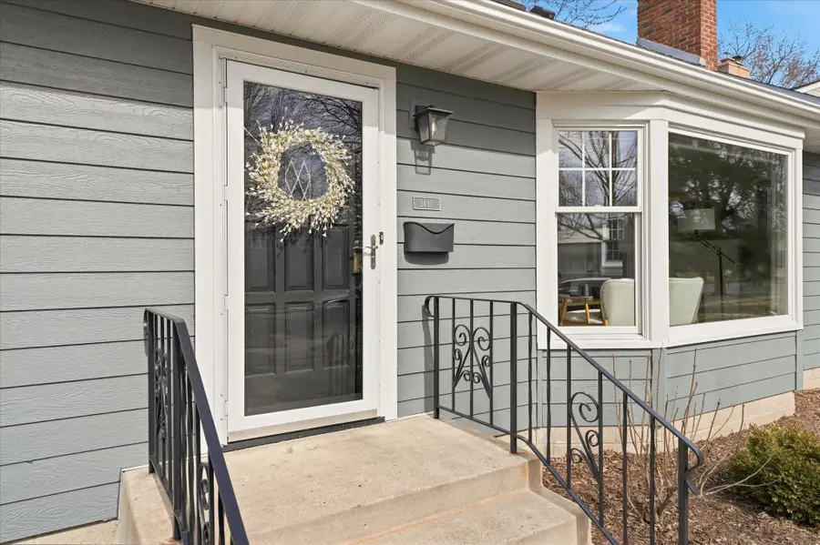 1491 California Avenue W, Falcon Heights, MN 55108 - #2