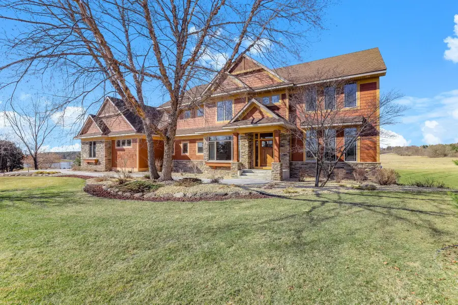 11545 Hillcrest Court N, Saint Paul, MN 55110 - #2