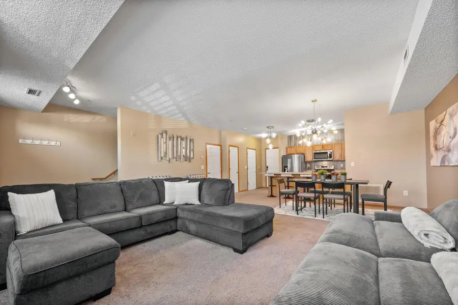 1776 Maryland Avenue E #105, Saint Paul, MN 55106 - #3