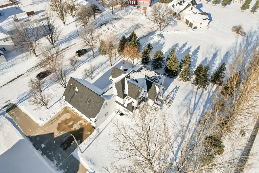 408 11th Street Ne, Barnesville, MN 56514 - #2