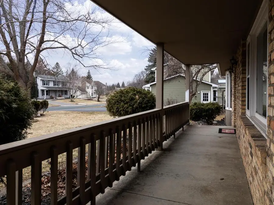 11818 Dunhill Road, Eden Prairie, MN 55344 - #2