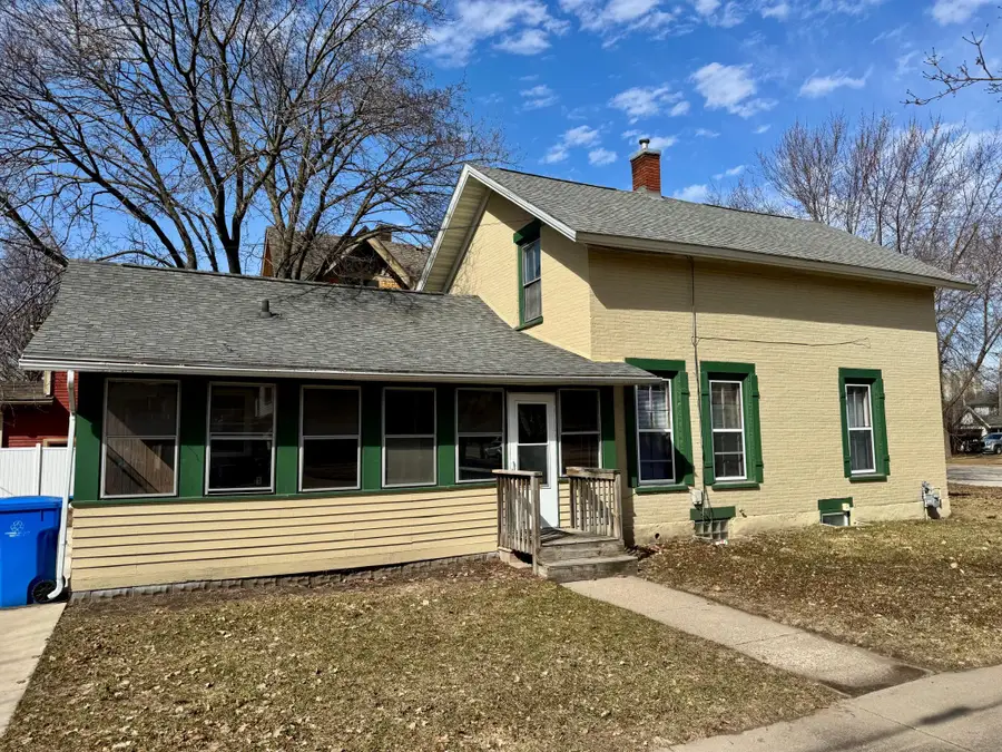 403 W (6th) Broadway Street, Winona, MN 55987 - #2