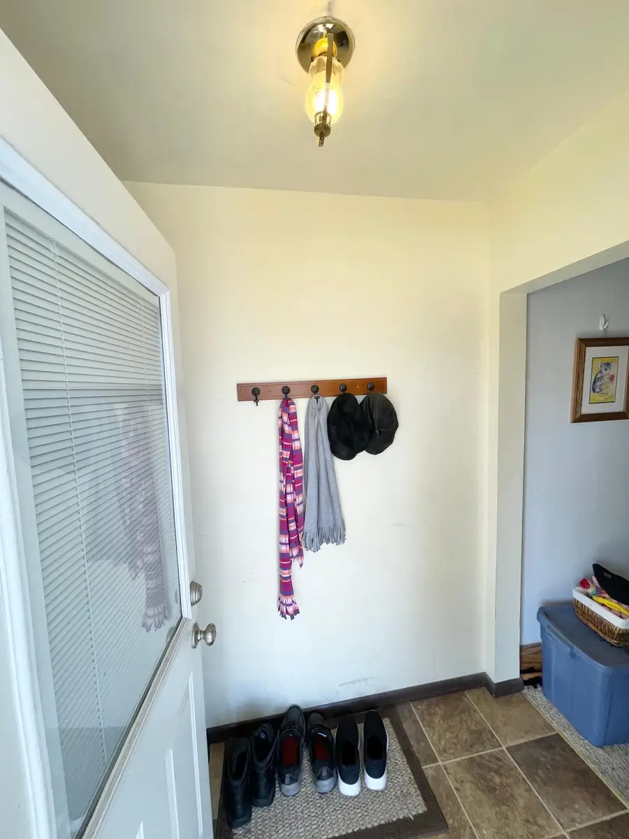 404 6th Avenue W, Lamberton, MN 56152 - #3