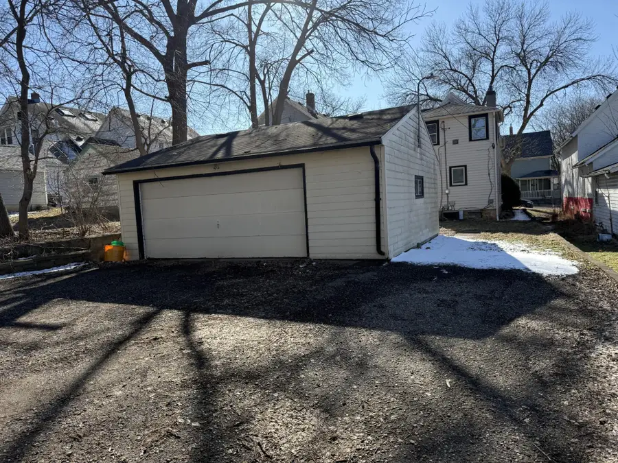 305 Carroll Street, Mankato, MN 56001 - #2