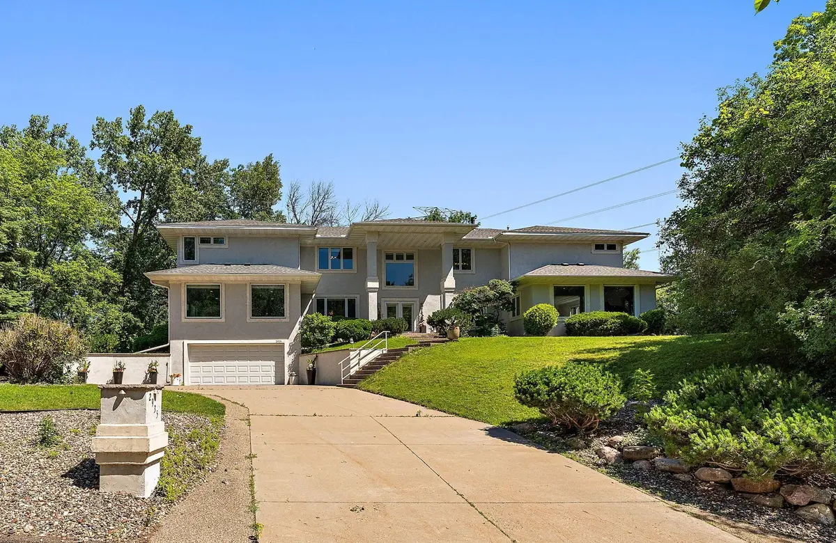 2935 Minnehaha Curve E, Minnetonka, MN 55391 - #1