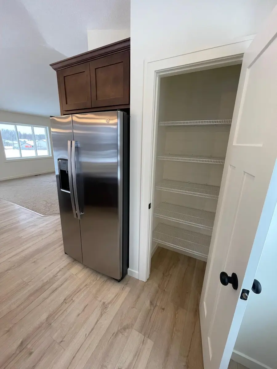 1411 34th Avenue Sw, Cambridge, MN 55008 - #3