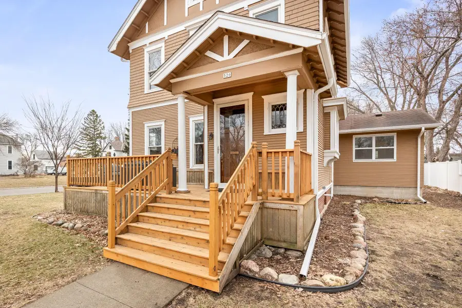 526 8th Street E, Glencoe, MN 55336 - #2