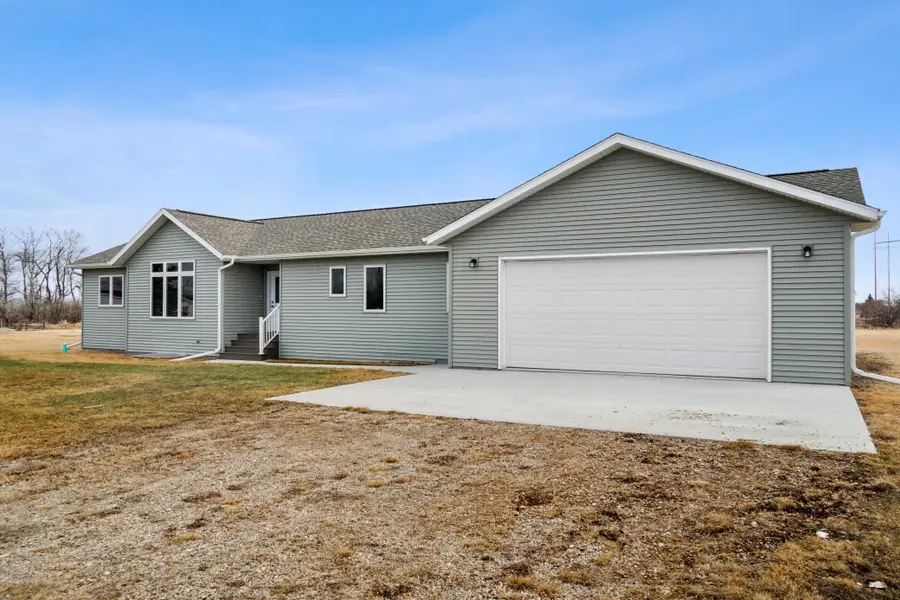 220 Lylac Circle, Forman, ND 58032 - #2