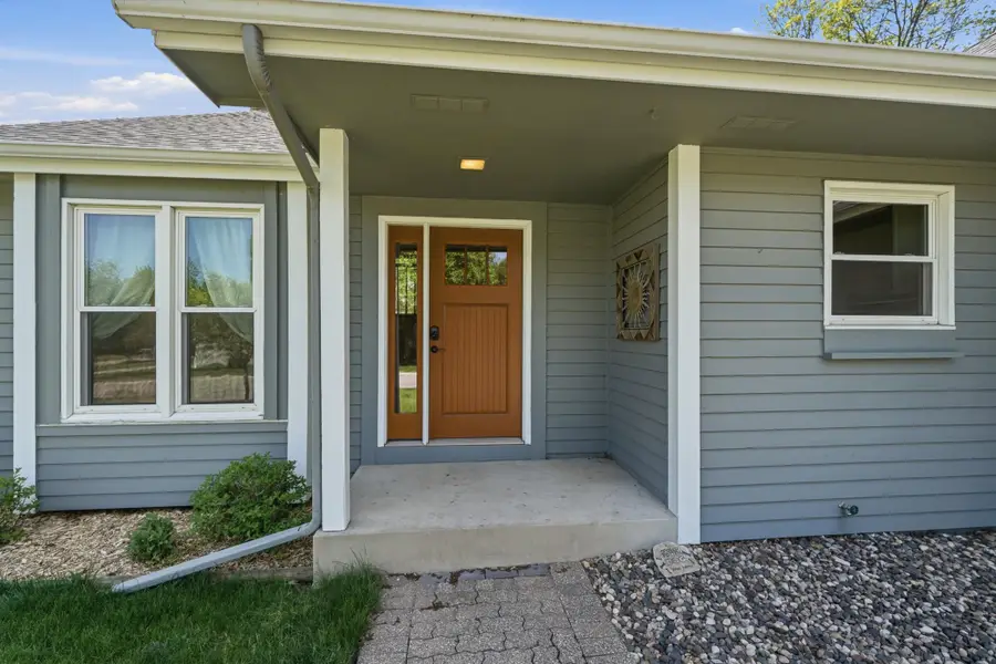93 Castle Ridge Court, Chanhassen, MN 55317 - #2