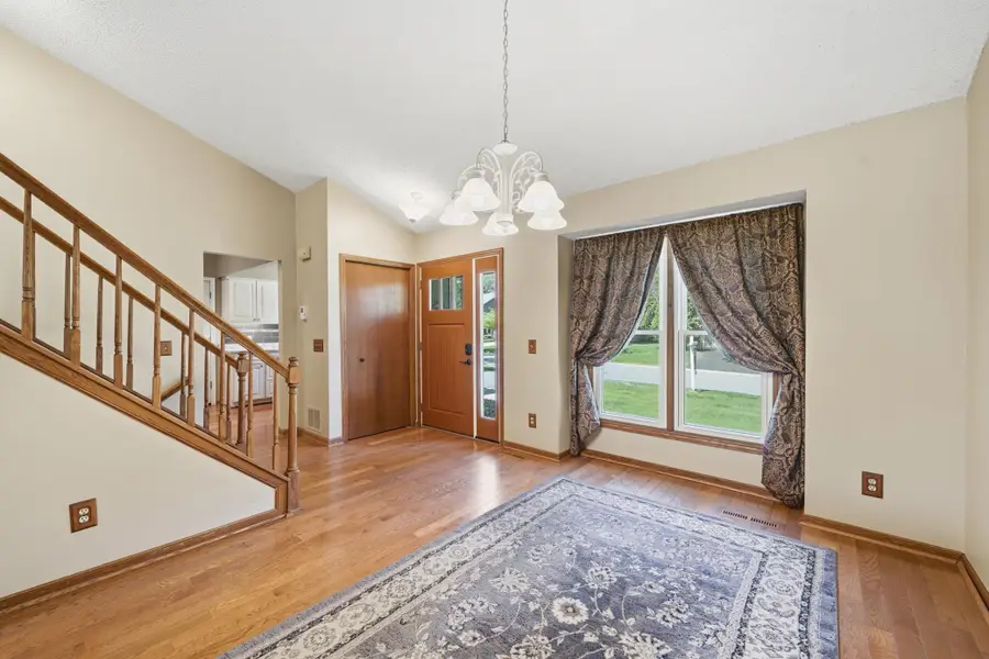 93 Castle Ridge Court, Chanhassen, MN 55317 - #3