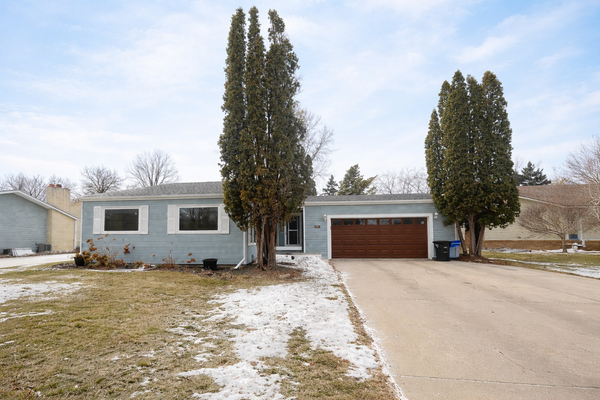 3402 Par Street N, Fargo, ND 58102