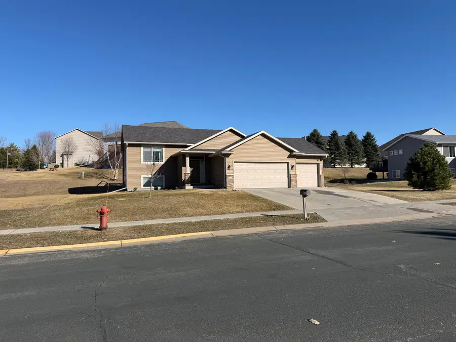 831 20th Avenue Se, Pine Island, MN 55963 - #2