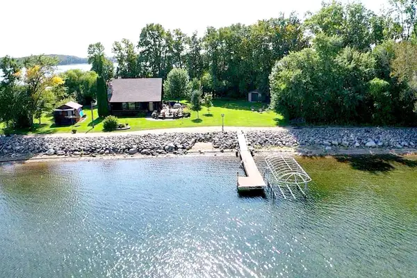 37417 S Little Mcdonald Drive, Perham, MN 56573