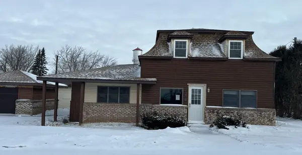 300 Arnold Street, West Concord, MN 55985