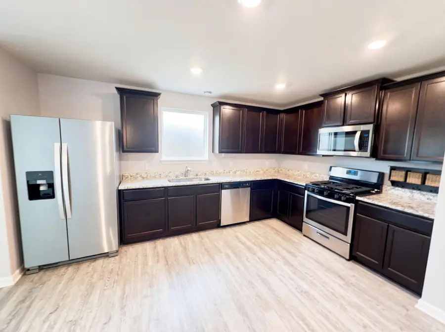 1093 Sunset Avenue, Montrose, MN 55363 - #2