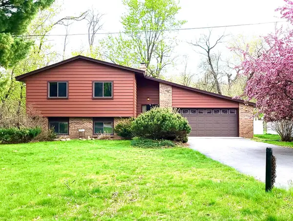 1010 94th Avenue Nw, Coon Rapids, MN 55433