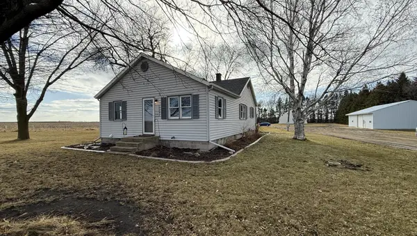 2065 90th Avenue Sw, Montevideo, MN 56265