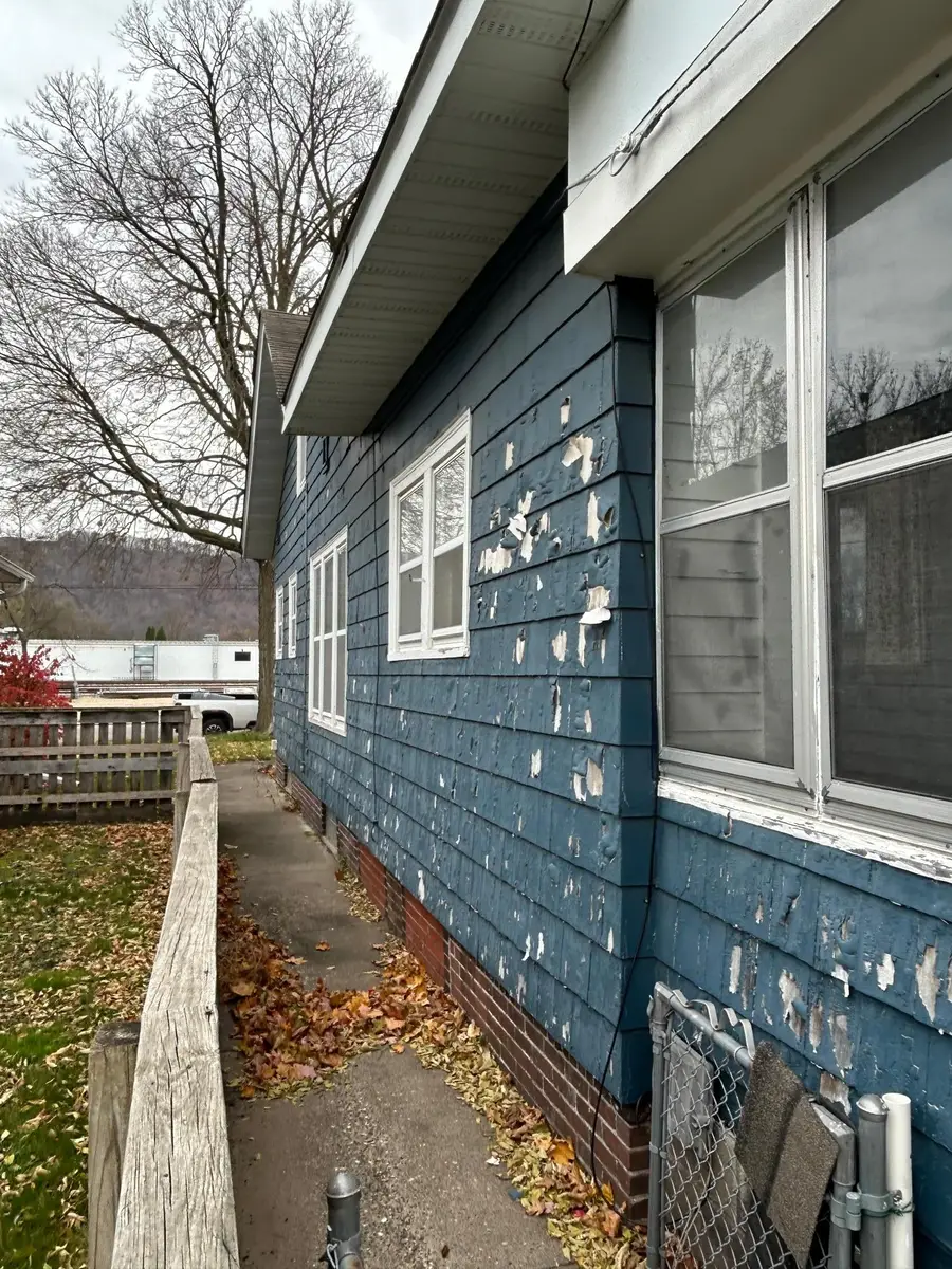 152 E Mark Street, Winona, MN 55987 - #3