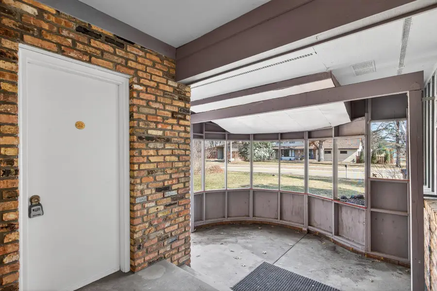 4637 Dale Street N, Shoreview, MN 55126 - #3