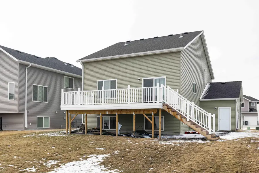 7344 22nd Street S, Fargo, ND 58104 - #2