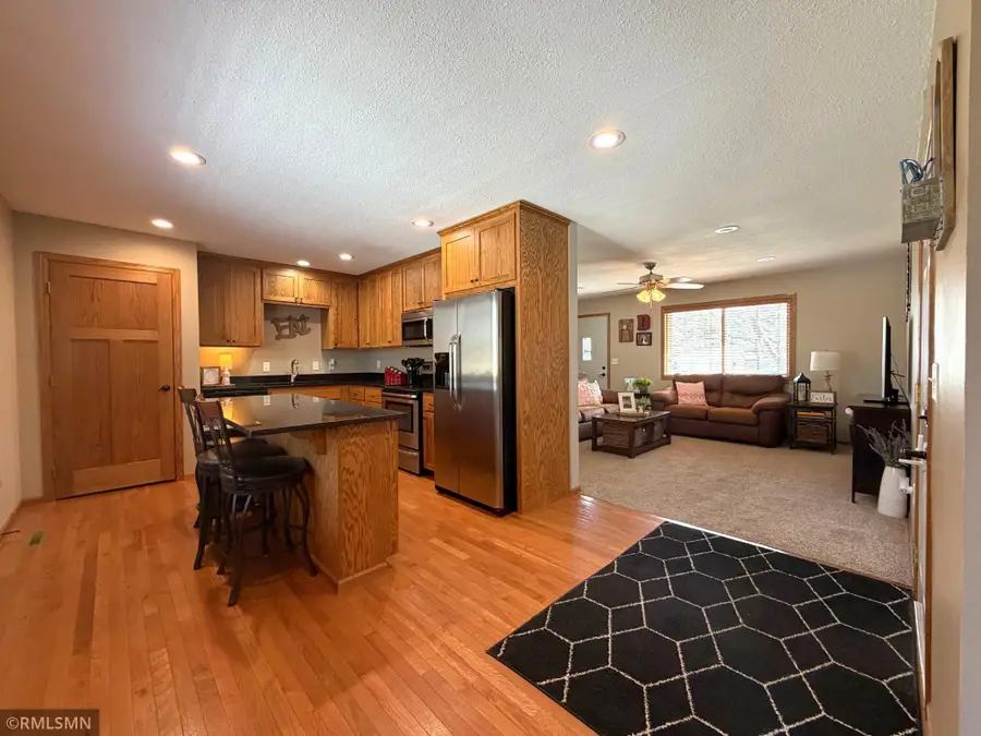 521 4th Avenue Sw, Lonsdale, MN 55046 - #3