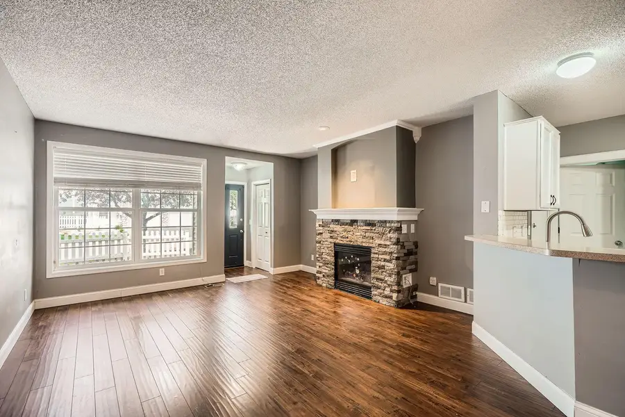 2029 Poppy Drive, Chanhassen, MN 55317 - #2