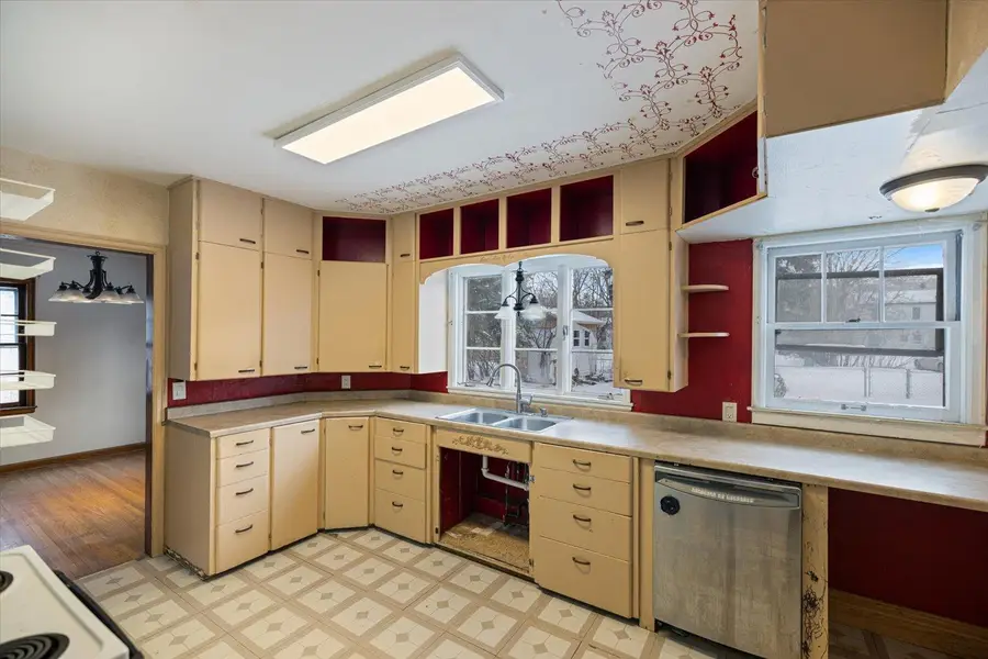 1215 5th Avenue S, Moorhead, MN 56560 - #3