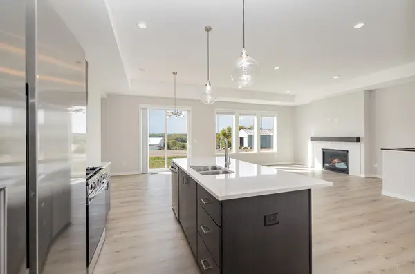 9035 62nd Street S, Cottage Grove, MN 55016