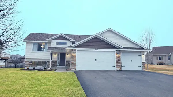 4368 Eakern Circle Ne, Monticello, MN 55362