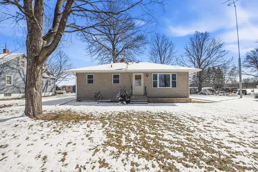 406 Chinook Avenue Sw, Avon, MN 56310 - #3