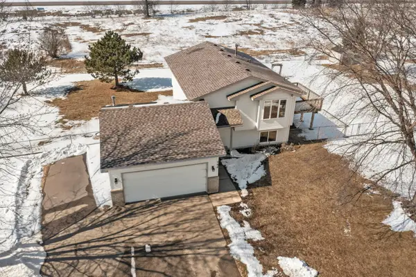 766 Joes Lake Road Se, Cambridge, MN 55008