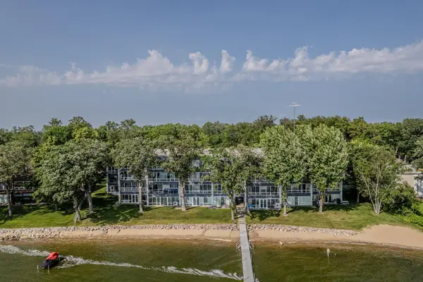 315 Park Lake Boulevard #205, Detroit Lakes, MN 56501