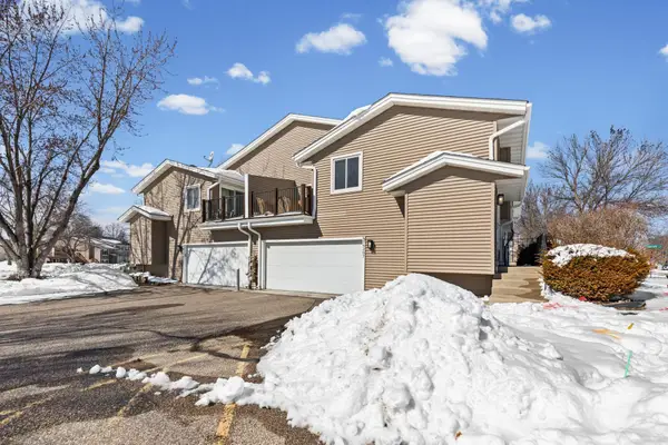 16207 Flagstaff Court S, Rosemount, MN 55068