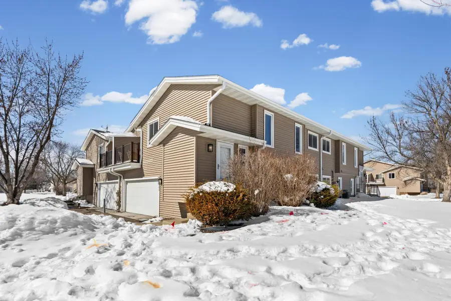 16207 Flagstaff Court S, Rosemount, MN 55068 - #2