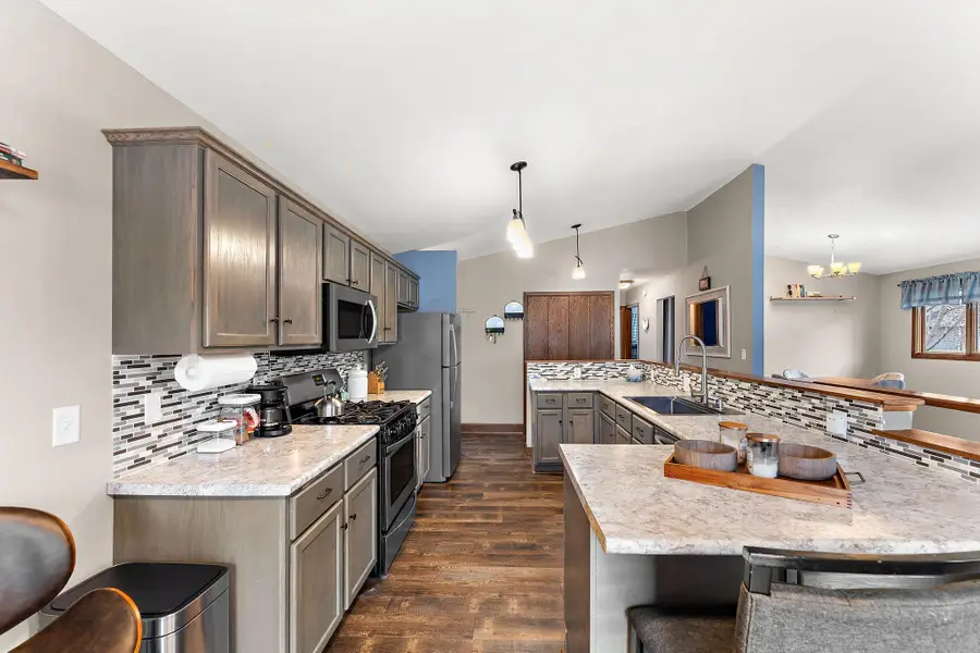 163 Southwind Lane, West Saint Paul, MN 55118 - #2