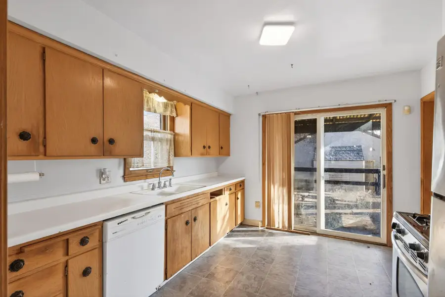 1102 Jenks Avenue, Saint Paul, MN 55106 - #2