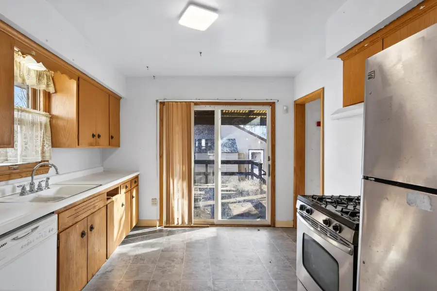 1102 Jenks Avenue, Saint Paul, MN 55106 - #3