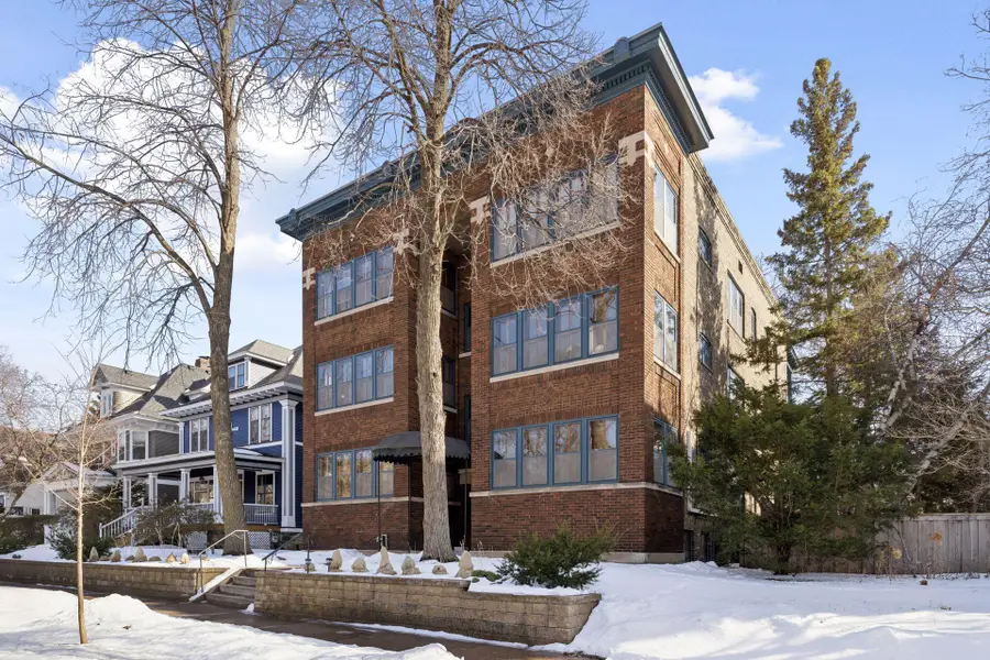 666 Lincoln Avenue #B, Saint Paul, MN 55105 - #2